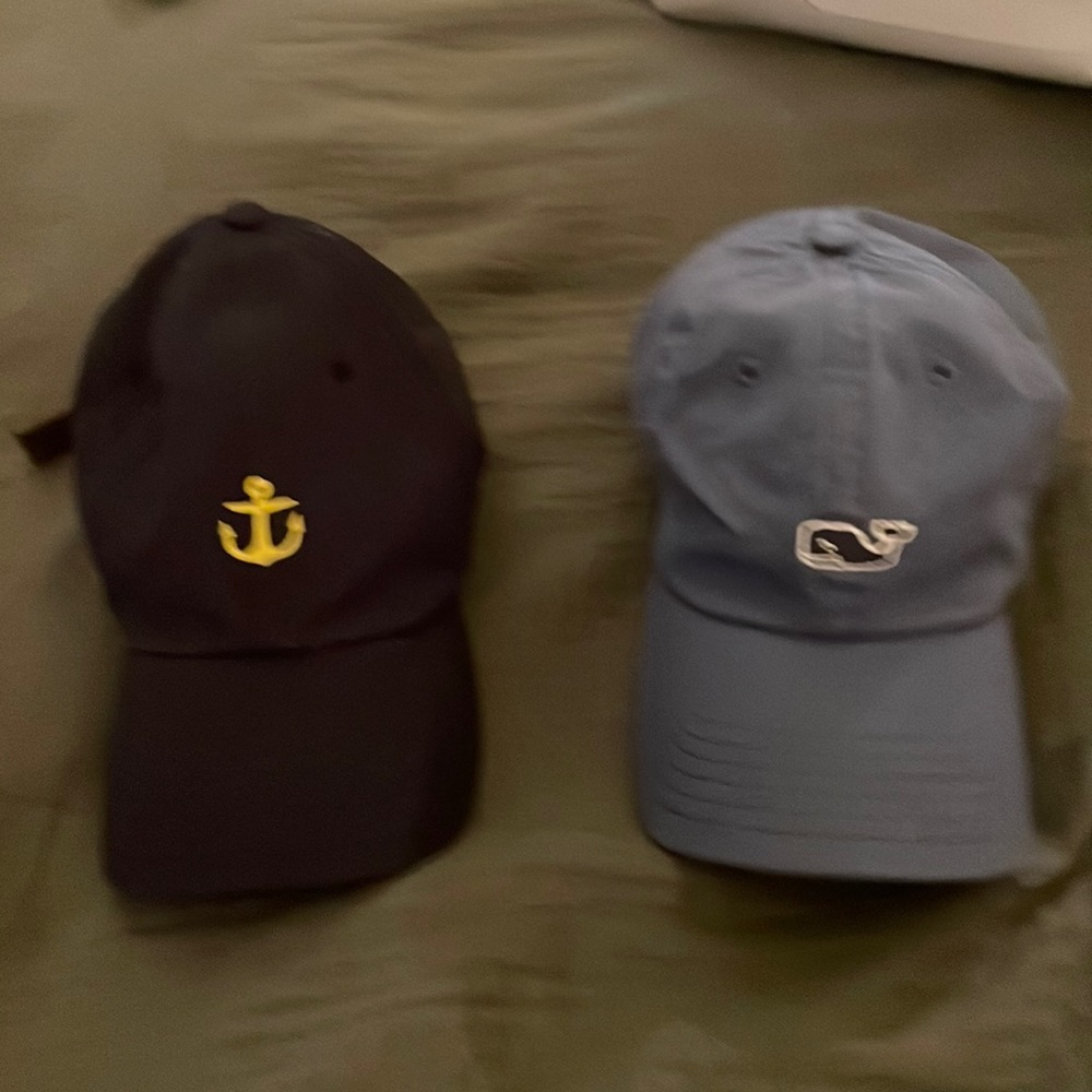VINEYARD VINES  2 baseball caps